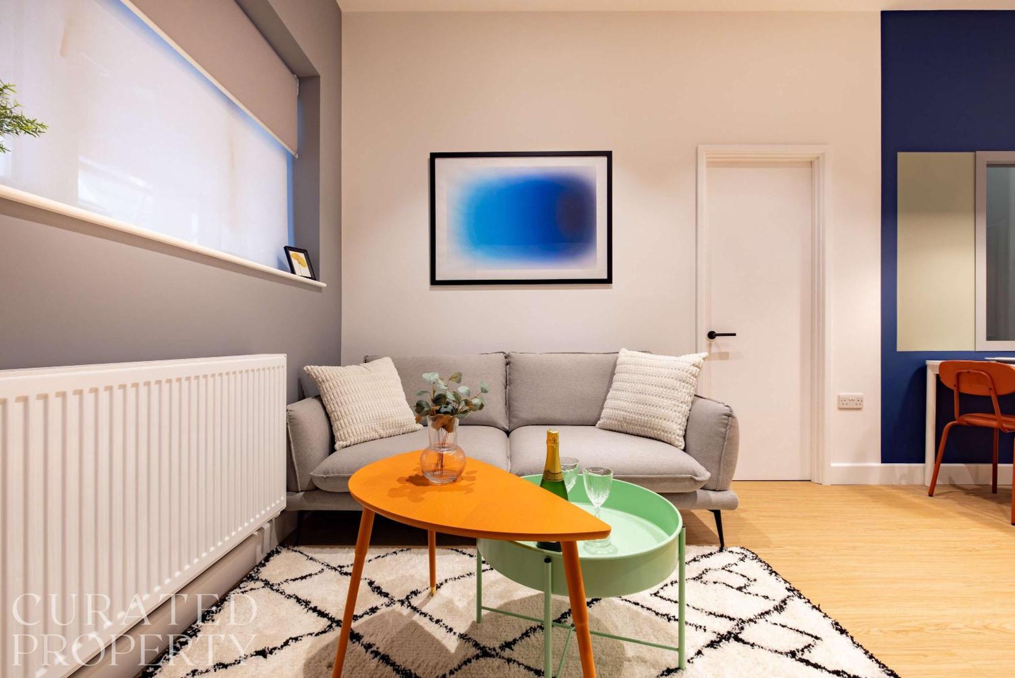 Pristine - Minutes From Angel Tube St Apartment