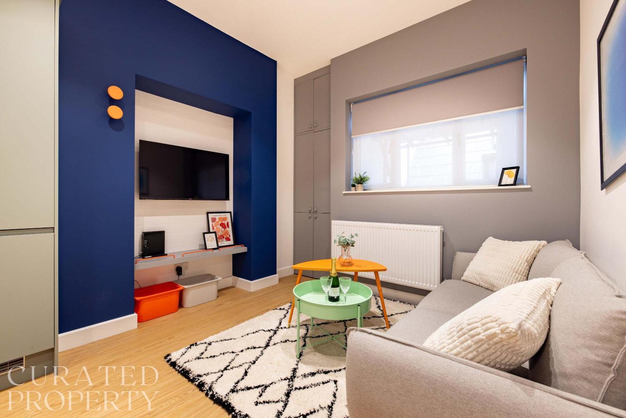Pristine - Minutes From Angel Tube St * London