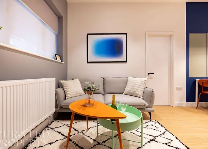 Pristine Apartment - Minutes From Angel Tube St